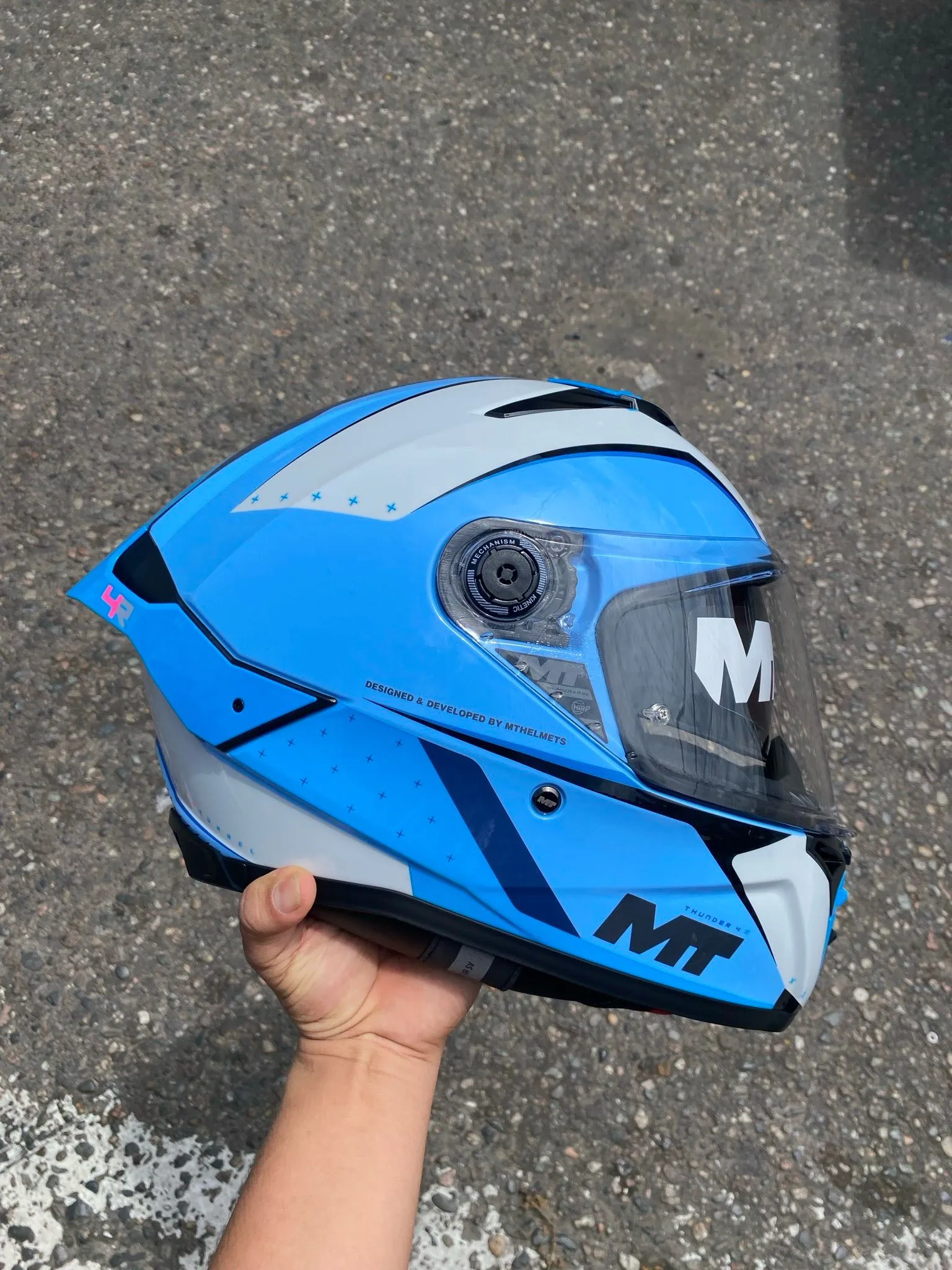 THUNDER 4 R SV