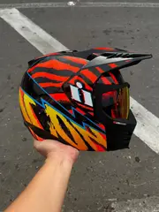 ROJO-NEGRO-AMARILLO