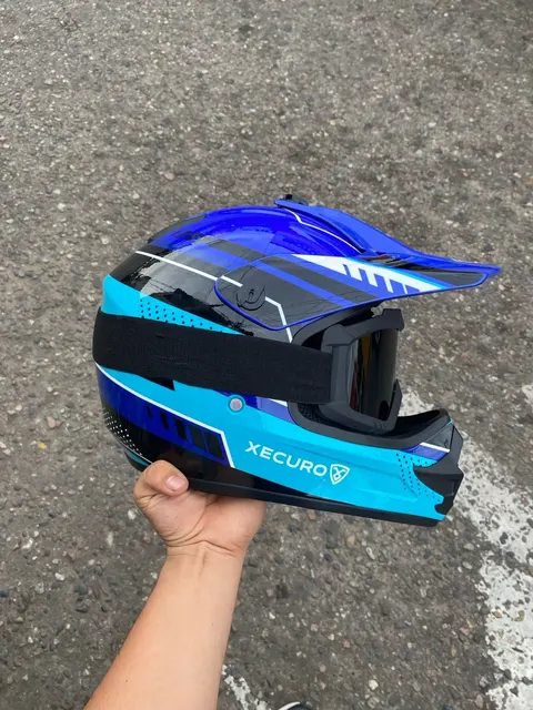 XR 003