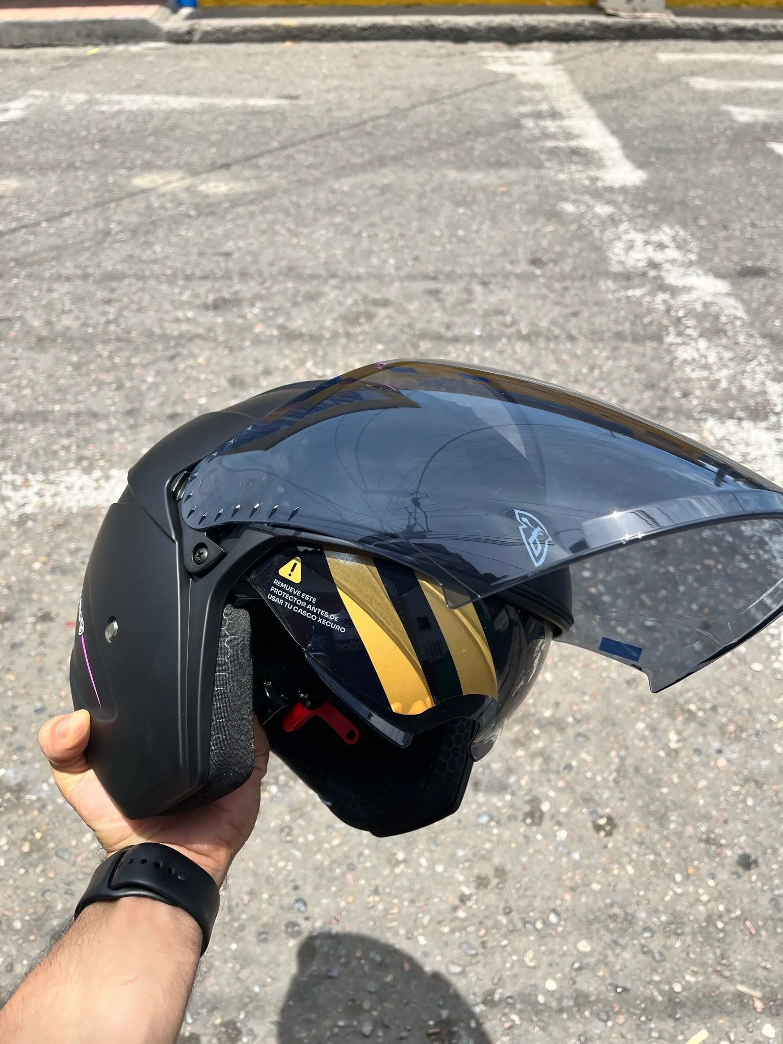 XR589 — imagen 2