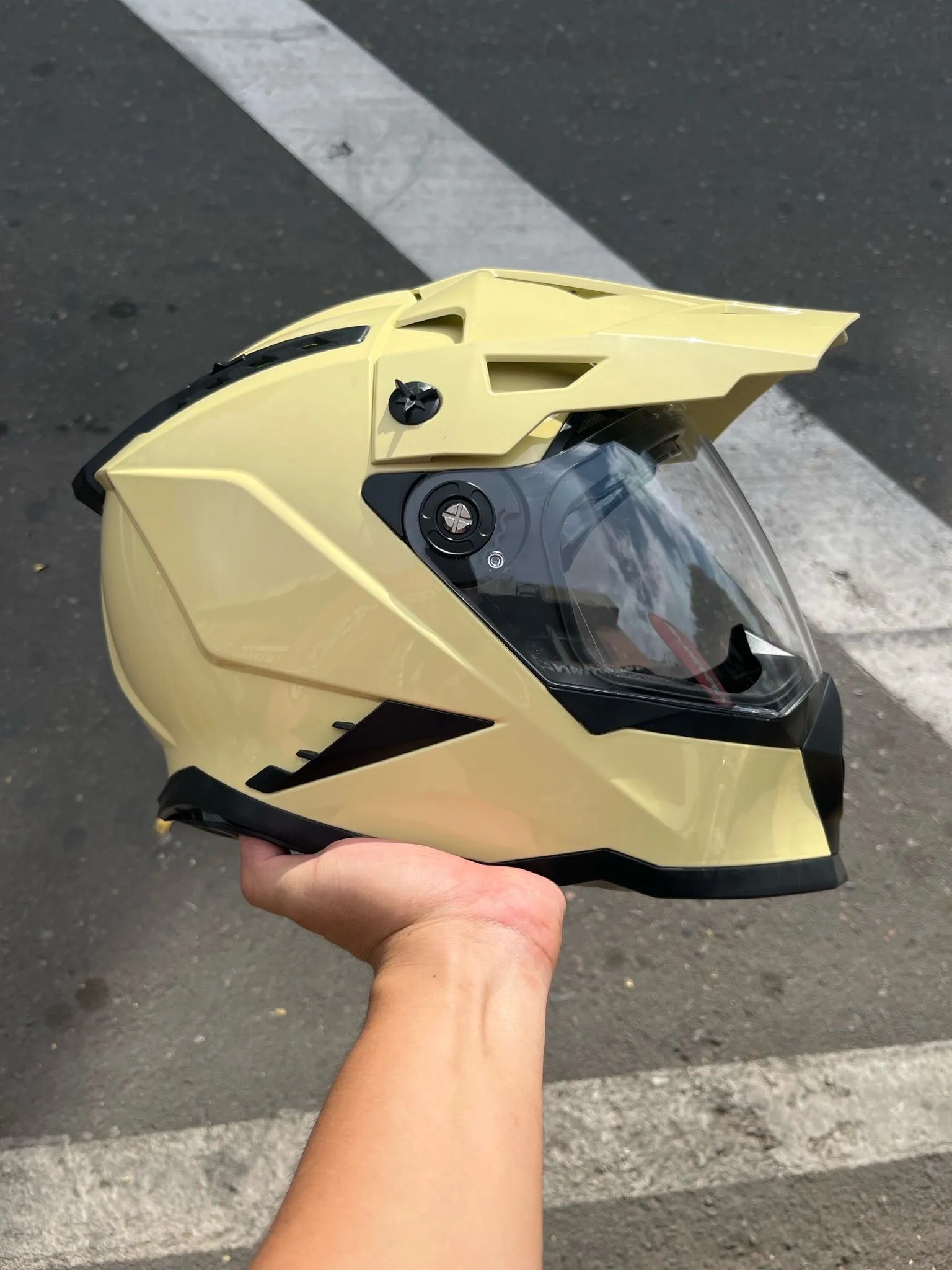 DIRT X — imagen 1